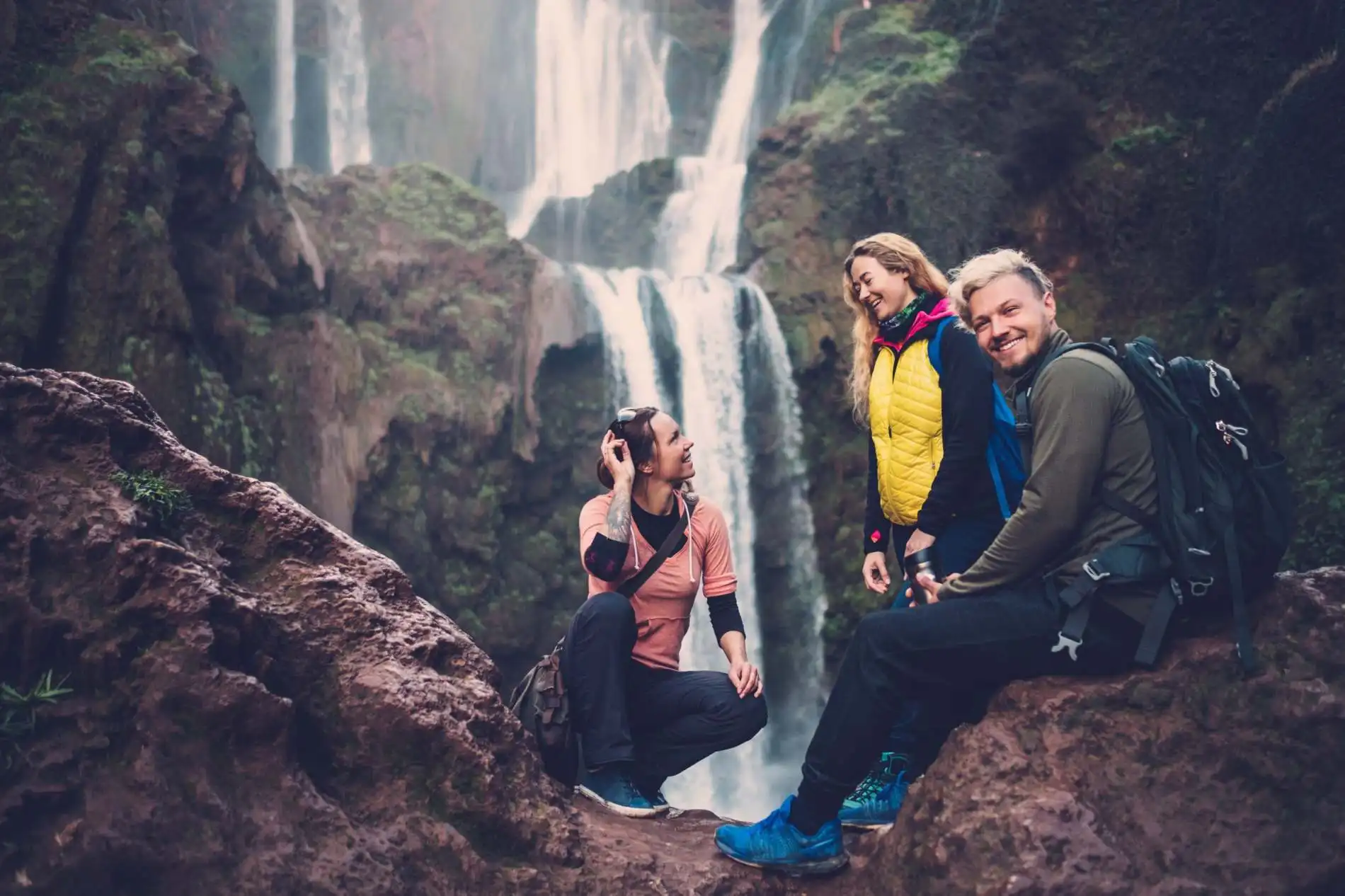 adventurer-friends-near-ouzoud-waterfall-in