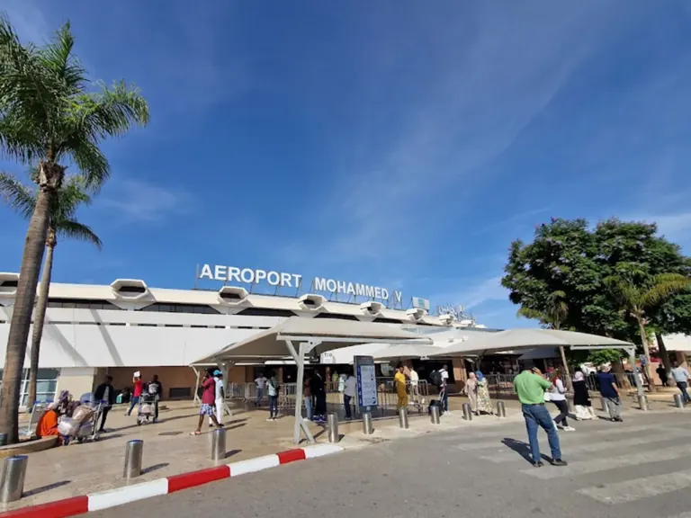 Casablanca airport pick-up for a luxury Morocco tour