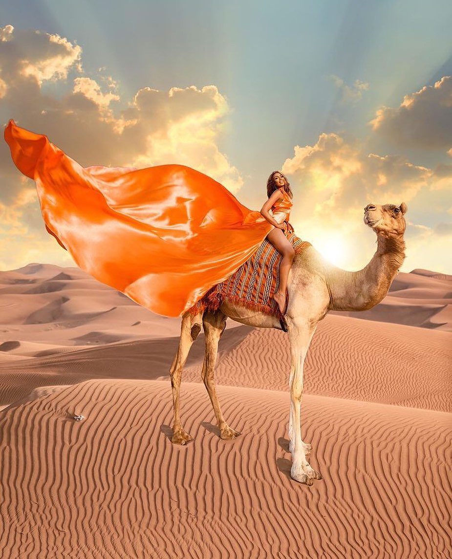 Luxury Sahara desert tour from Marrakech golden Erg Chebbi dunes Merzouga